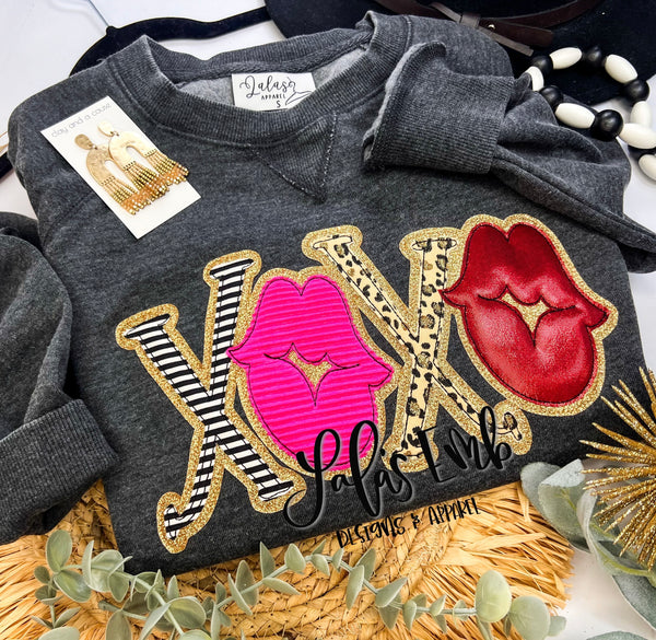 XoXo Lips Double Stack Applique Design