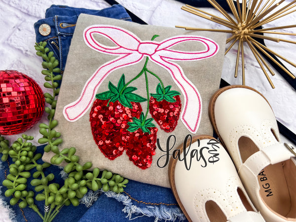 Strawberry Bow Tied Applique Design